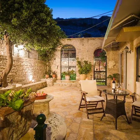 New Fortress & Garden Holiday home